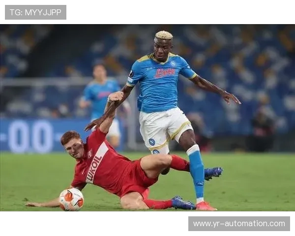 奥斯梅恩 vs 凯恩:全能与冲击的中锋差异