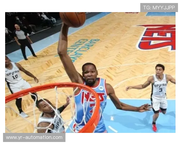 哈登利用挡拆创造投篮空间提升得分效率明显优于利拉德